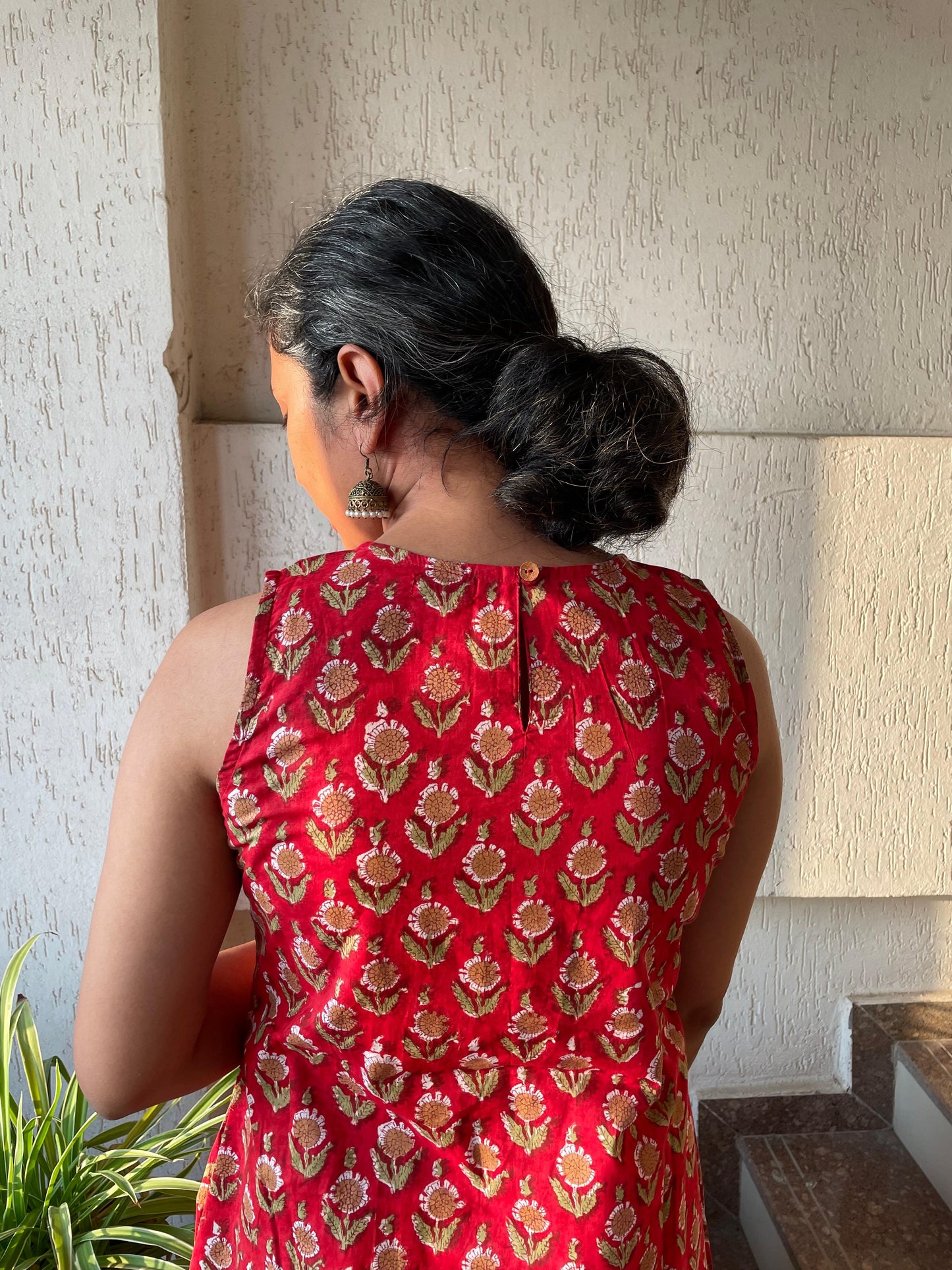 Red Sleeveless Cotton Kurta