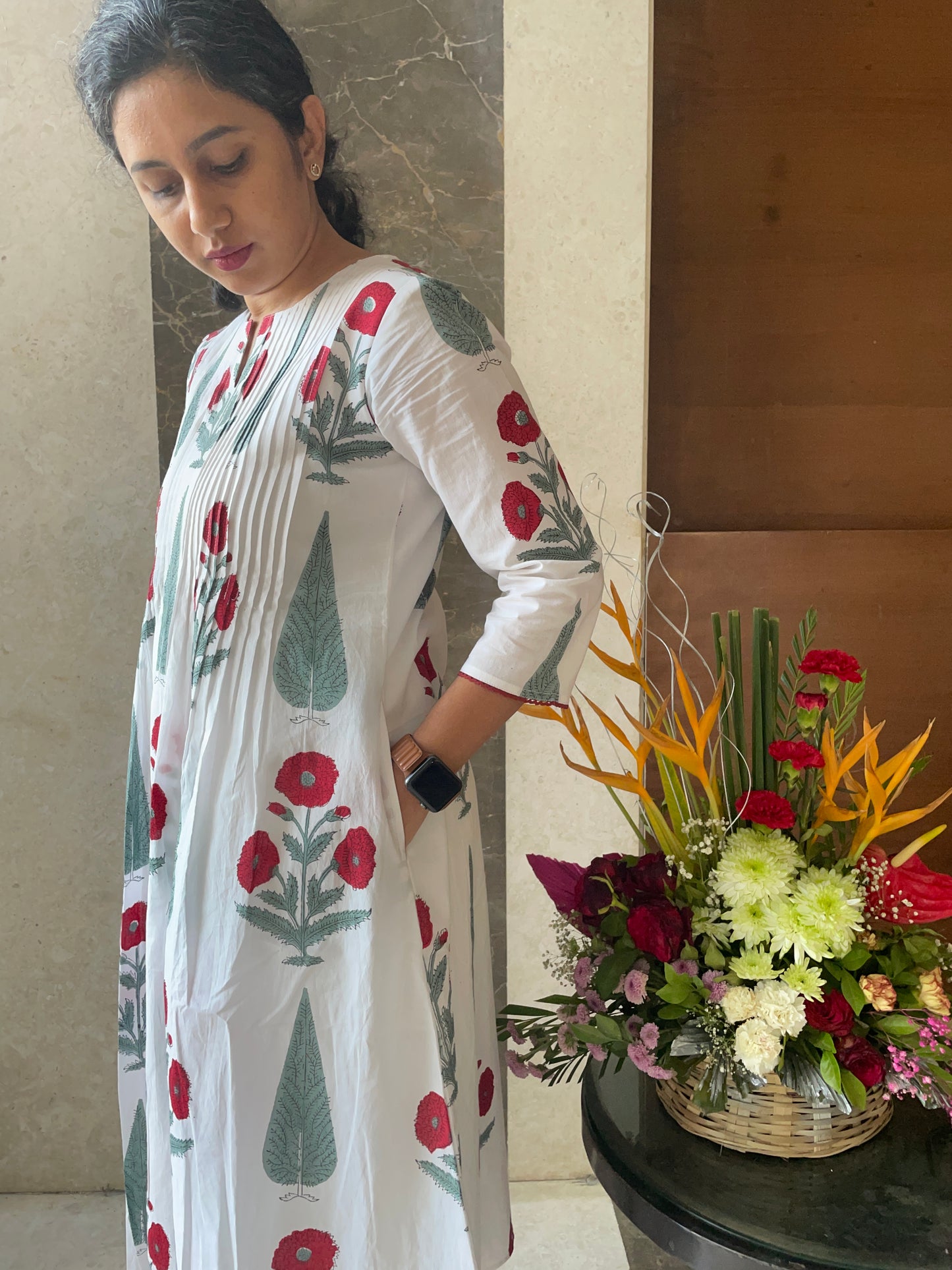 Buy white and red cotton hand block printed kurta. Kurta for women with pockets.